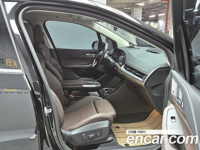 BMW 2 Series Active Tourer (U06) 220i Luxury 2025 — фото 16
