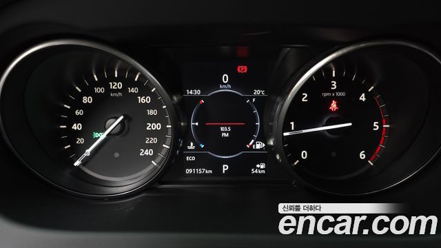 Land Rover Discovery Sport 2.0 TD4 HSE Luxury 2017 — фото 8