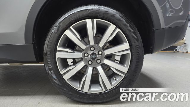 Land Rover Discovery Sport 2.0 TD4 HSE Luxury 2017 — фото 21