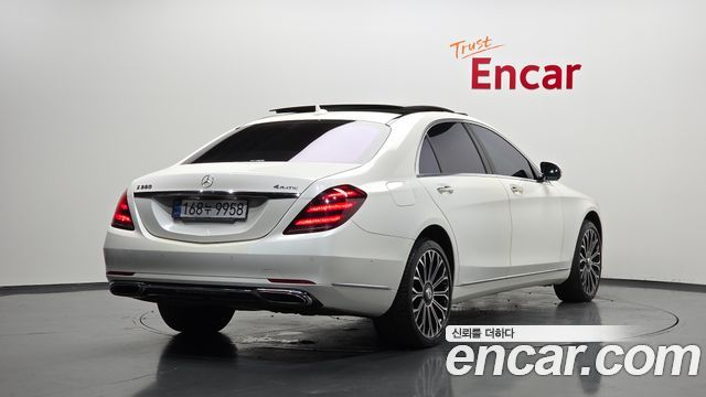 Mercedes-Benz S-Class (W222) S560L 4MATIC 2020 — фото 2