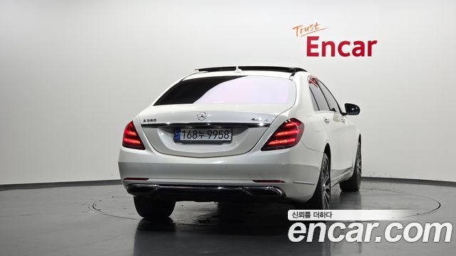 Mercedes-Benz S-Class (W222) S560L 4MATIC 2020 — фото 4