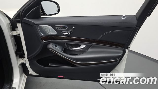Mercedes-Benz S-Class (W222) S560L 4MATIC 2020 — фото 25