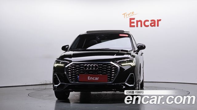 Audi Q3 (F3) 35 TDI Premium Sportback 2023 — фото 3