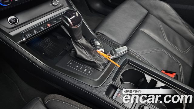 Audi Q3 (F3) 35 TDI Premium Sportback 2023 — фото 9