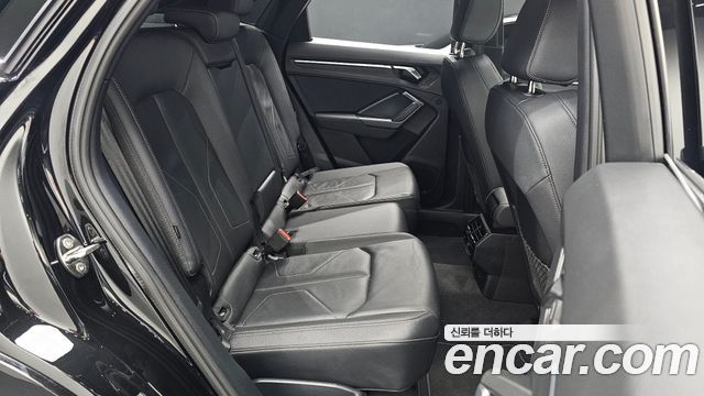 Audi Q3 (F3) 35 TDI Premium Sportback 2023 — фото 12