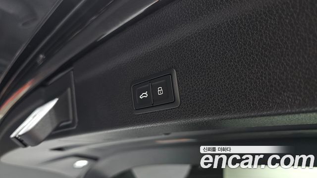 Audi Q3 (F3) 35 TDI Premium Sportback 2023 — фото 18
