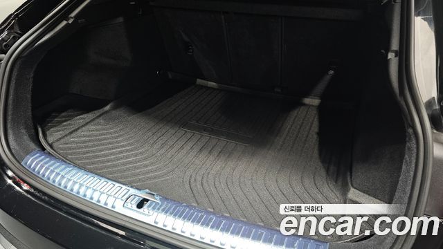 Audi Q3 (F3) 35 TDI Premium Sportback 2023 — фото 20