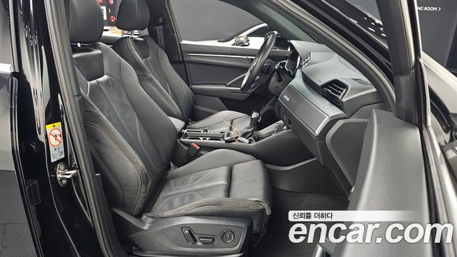 Audi Q3 (F3) 35 TDI Premium Sportback 2023 — фото 26