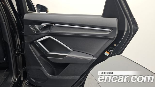 Audi Q3 (F3) 35 TDI Premium Sportback 2023 — фото 28
