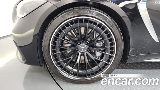 Mercedes-Benz CLE-Class (C236) AMG CLE53 4MATIC+ Cabriolet 2025 — фото 5