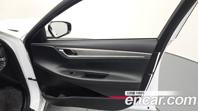 Hyundai Grandeur (IG) 3.0 LPi Premium 2022 — фото 24
