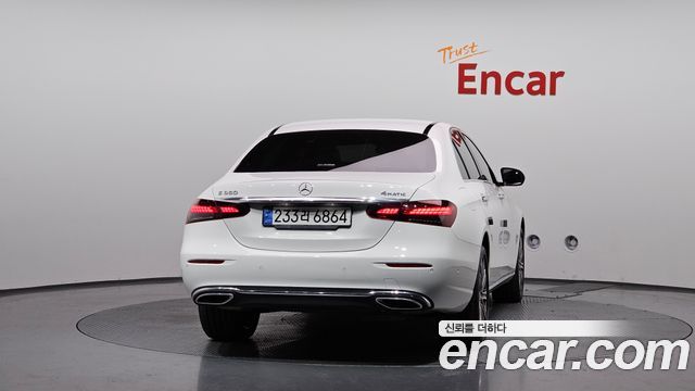 Mercedes-Benz E-Class (W213) E350 4MATIC Exclusive 2023 — фото 4
