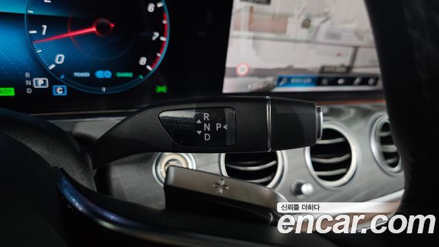 Mercedes-Benz E-Class (W213) E350 4MATIC Exclusive 2023 — фото 9