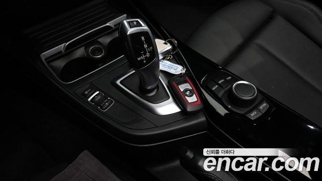 BMW 1 Series (F20) 118d Sport 5Door 2019 — фото 9