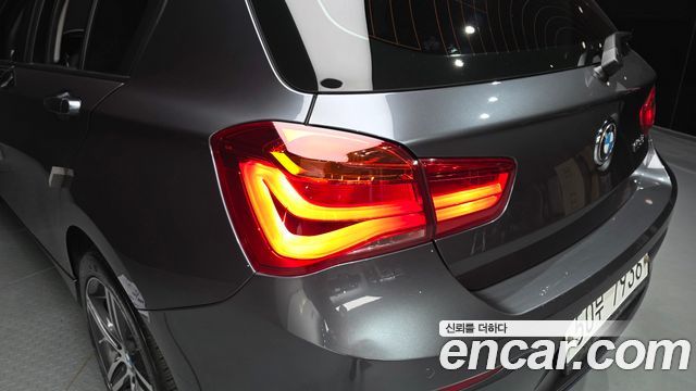 BMW 1 Series (F20) 118d Sport 5Door 2019 — фото 29