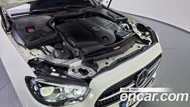 Mercedes-Benz E-Class (W213) E450 4MATIC Cabriolet 2023 — фото 6
