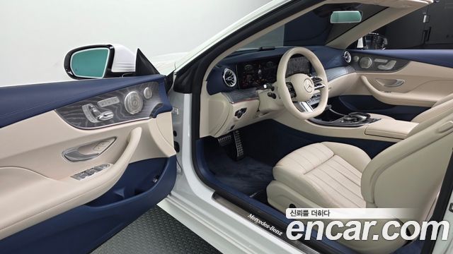 Mercedes-Benz E-Class (W213) E450 4MATIC Cabriolet 2023 — фото 10