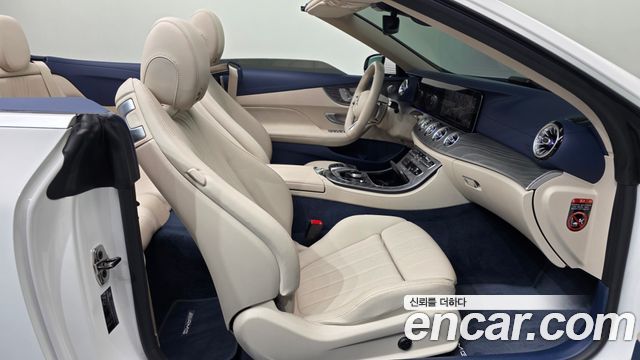 Mercedes-Benz E-Class (W213) E450 4MATIC Cabriolet 2023 — фото 11