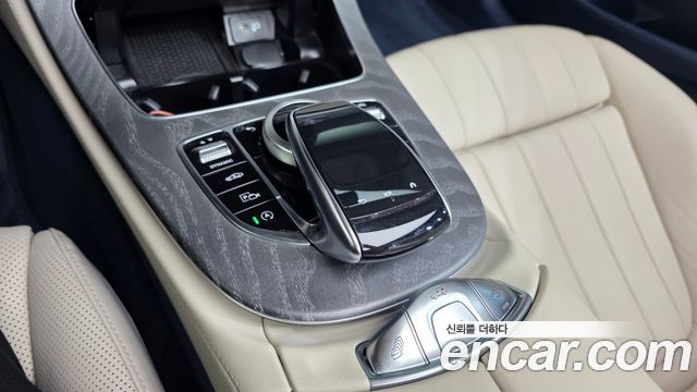 Mercedes-Benz E-Class (W213) E450 4MATIC Cabriolet 2023 — фото 19