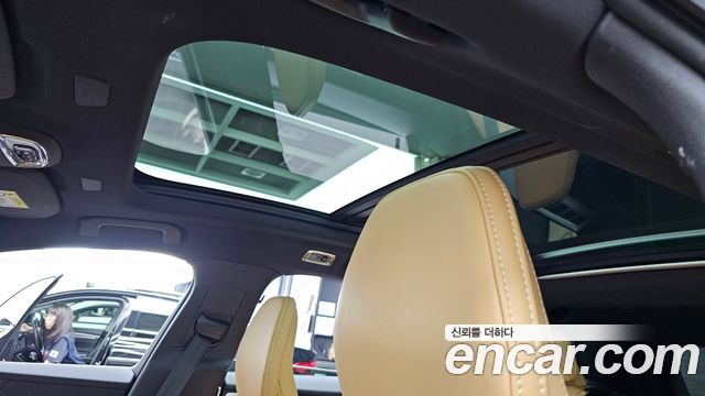 Volvo V60 Cross Country (II) B5 Pro AWD 2022 — фото 19