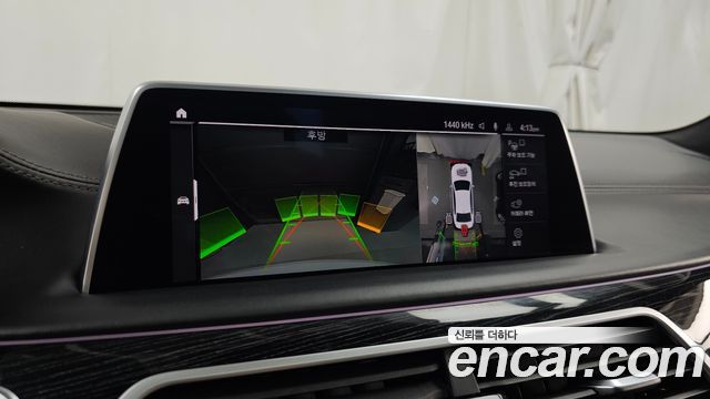 BMW 7 Series (G11) 740Li xDrive M Sport Package 2021 — фото 15