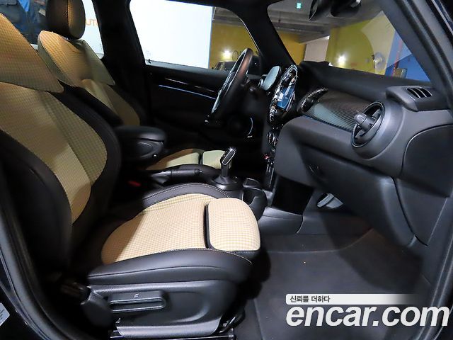 MINI Cooper S 3Door Resolute Edition 3rd Gen 2023 — фото 8