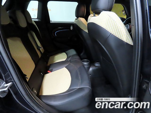 MINI Cooper S 3Door Resolute Edition 3rd Gen 2023 — фото 10