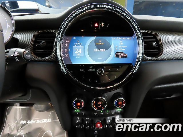 MINI Cooper S 3Door Resolute Edition 3rd Gen 2023 — фото 17