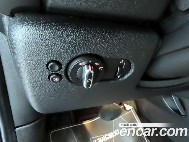 MINI Cooper S 3Door Resolute Edition 3rd Gen 2023 — фото 20