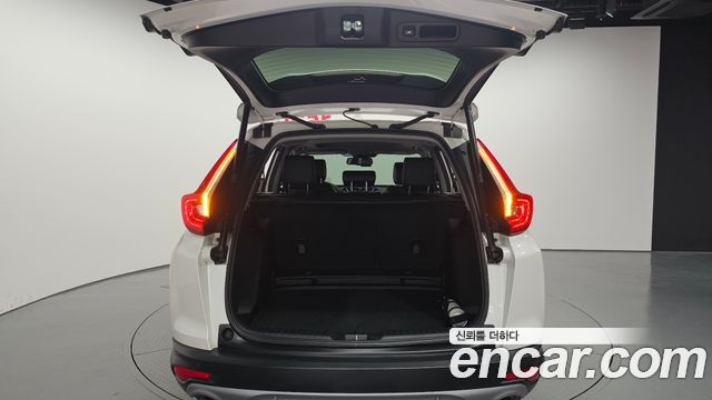Honda CR-V (V) 1.5 Touring 4WD 2019 — фото 20