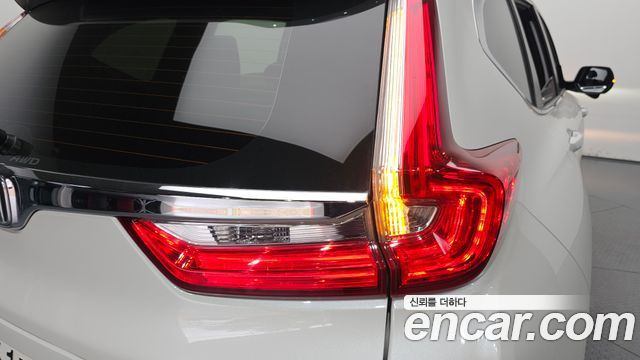 Honda CR-V (V) 1.5 Touring 4WD 2019 — фото 23