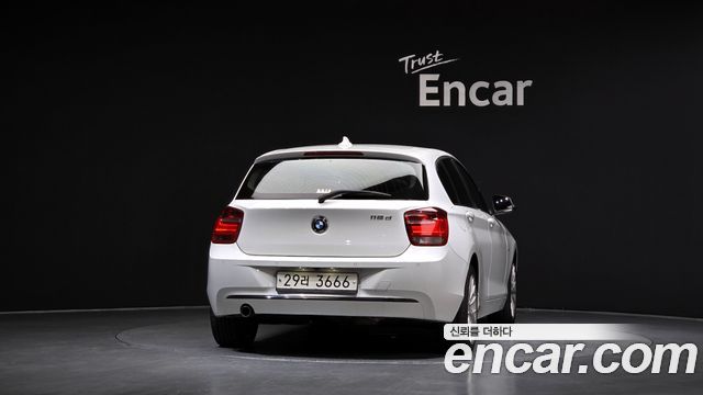BMW 1 Series (F20) 118d Sport 5Door 2015 — фото 4