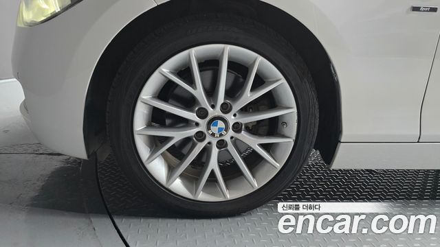 BMW 1 Series (F20) 118d Sport 5Door 2015 — фото 5