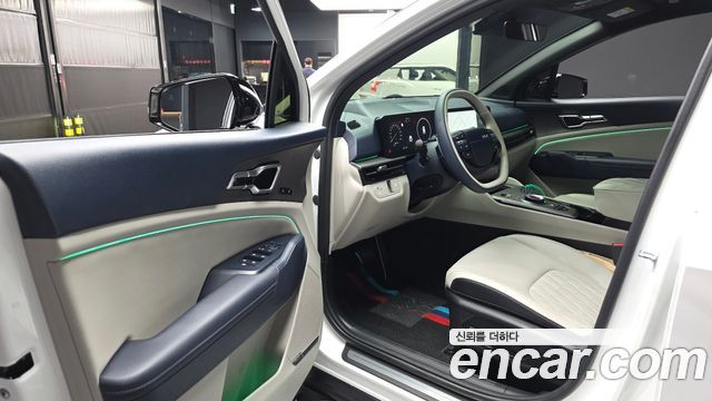 Kia Sportage (V) Gasoline 1.6 Turbo 4WD Signature X Line 2025 — фото 10