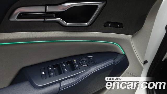 Kia Sportage (V) Gasoline 1.6 Turbo 4WD Signature X Line 2025 — фото 40