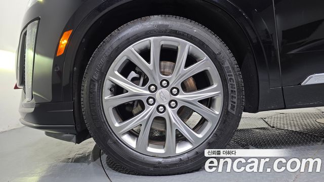 Cadillac XT6 3.6 Sport 2020 — фото 5