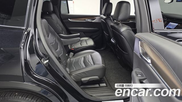 Cadillac XT6 3.6 Sport 2020 — фото 11
