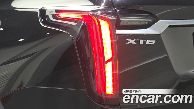 Cadillac XT6 3.6 Sport 2020 — фото 23