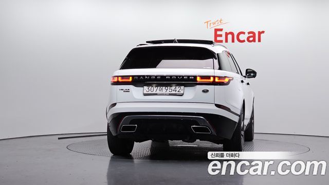 Land Rover Range Rover Velar 3.0 D300 R-Dynamic HSE 2019 — фото 4