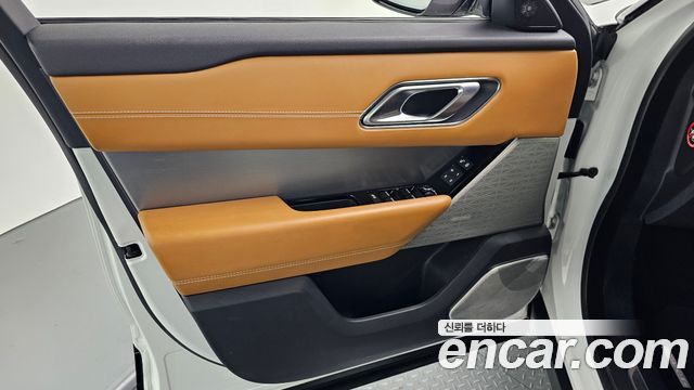 Land Rover Range Rover Velar 3.0 D300 R-Dynamic HSE 2019 — фото 24