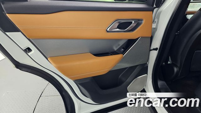 Land Rover Range Rover Velar 3.0 D300 R-Dynamic HSE 2019 — фото 25