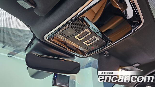 Land Rover Range Rover Velar 3.0 D300 R-Dynamic HSE 2019 — фото 29