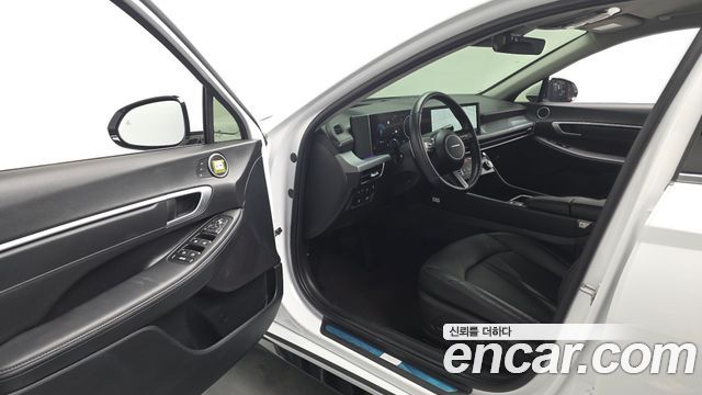 Hyundai Sonata The Edge (DN8) 1.6 Turbo Exclusive 2025 — фото 10