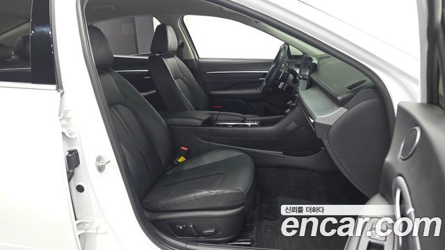 Hyundai Sonata The Edge (DN8) 1.6 Turbo Exclusive 2025 — фото 11