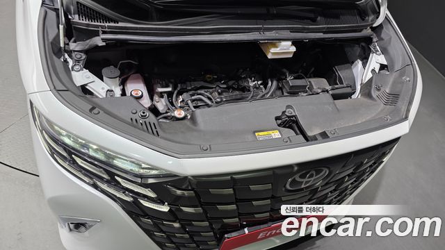 Toyota Alphard (IV) 2.5 HEV Executive AWD 2024 — фото 6