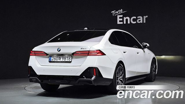 BMW 5 Series (G60) 520i M Sport 2024 — фото 2
