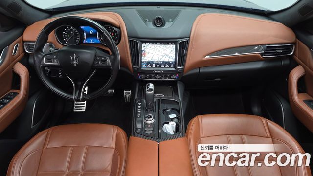 Maserati Levante 3.0 AWD GranSport 2020 — фото 7