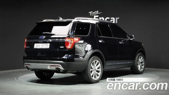 Ford Explorer 2.3 Limited 4WD 5th 2017 — фото 2