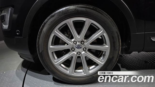 Ford Explorer 2.3 Limited 4WD 5th 2017 — фото 5