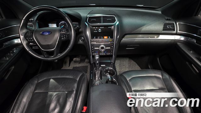 Ford Explorer 2.3 Limited 4WD 5th 2017 — фото 7